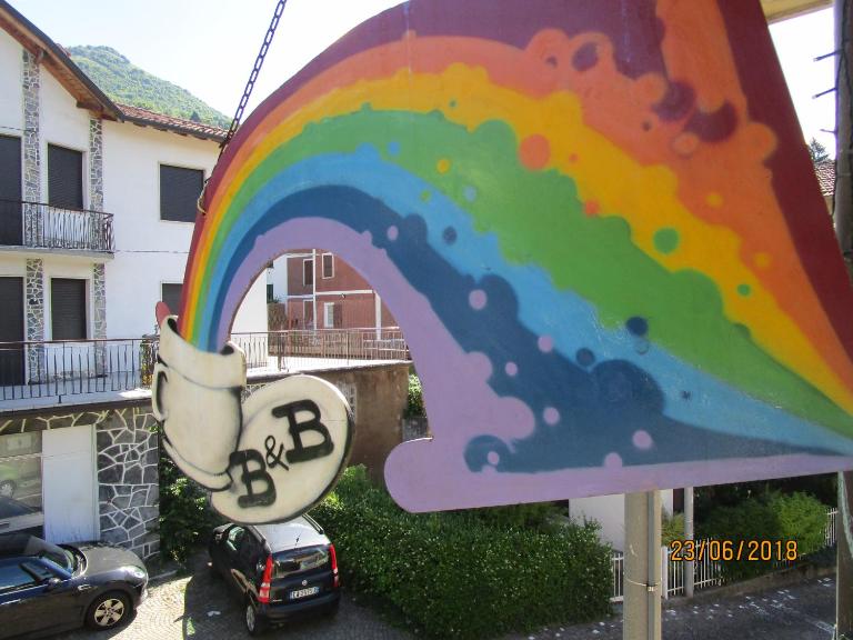 Rainbow House - B&B Esino Lario