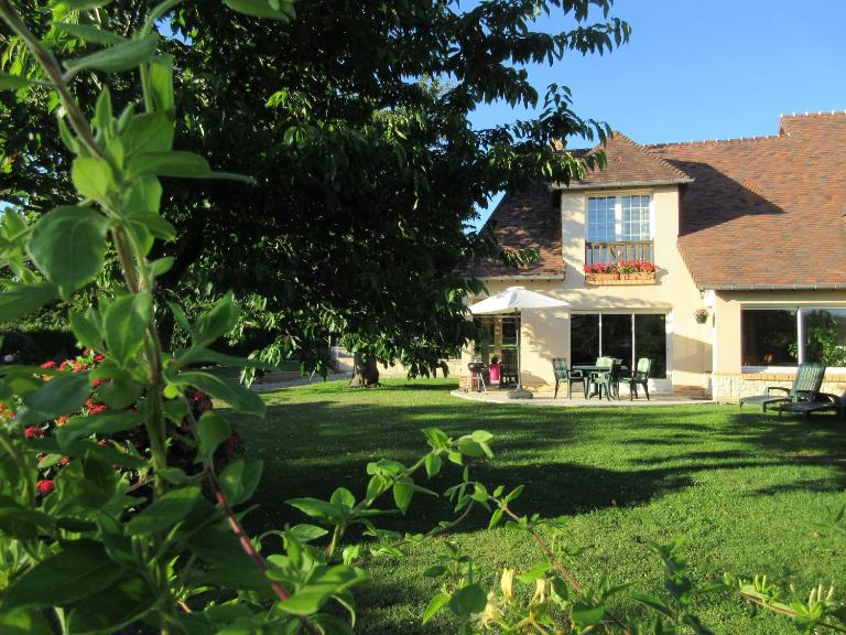 Gite De La Balle De Golf - B&B Jumièges