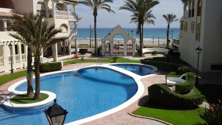 Playa Muchavista lovely ground floor apartment - B&B El Campello