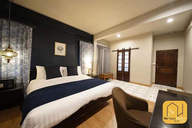 Na Vayla PaPlern - B&B Bangkok