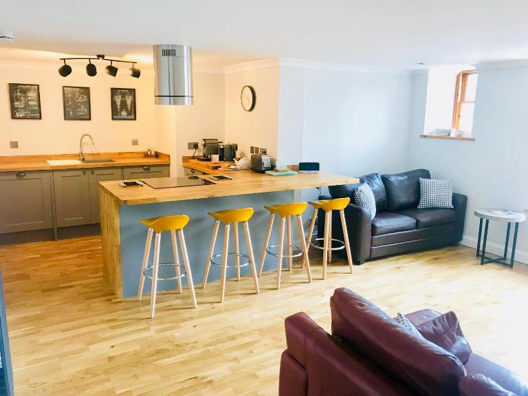 Apartment 42a by the River - Chambres d'hôtes Inverness