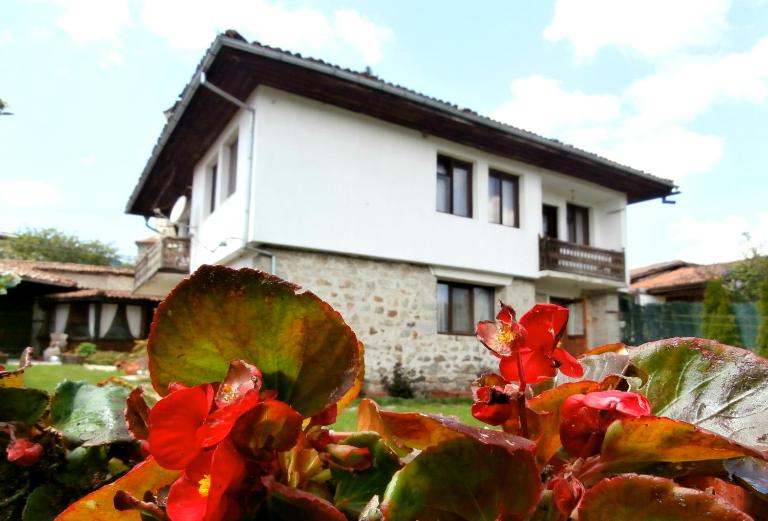 The Gates Apartments - Bed and Breakfast Koprivshtitsa