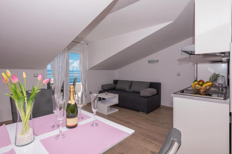 APARTMANI VUJČIĆ - B&B Makarska