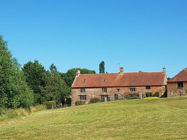 Hollow Meadow House - Chambres d'hôtes Priors Marston