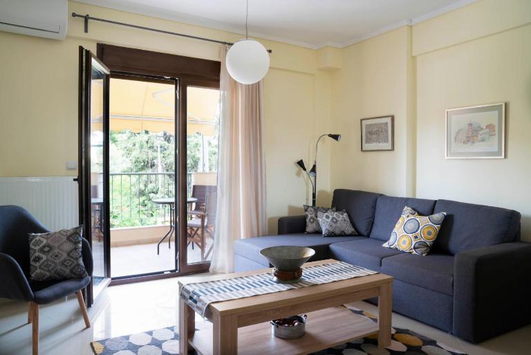 Alexandros Maisonettes - Chambres d'hôtes Néa Moudhaniá