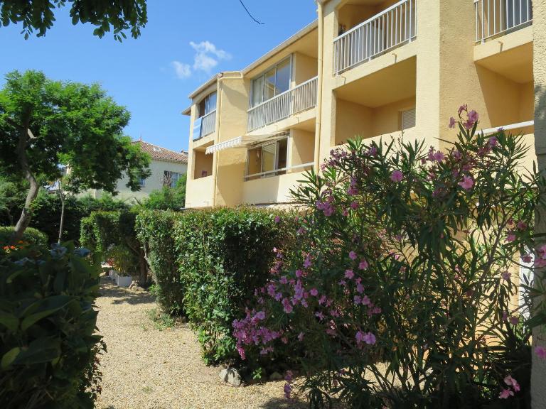 MER plage port nature calme - B&B Fréjus