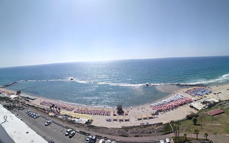 612 apartment on the beach - B&B Bat Yam