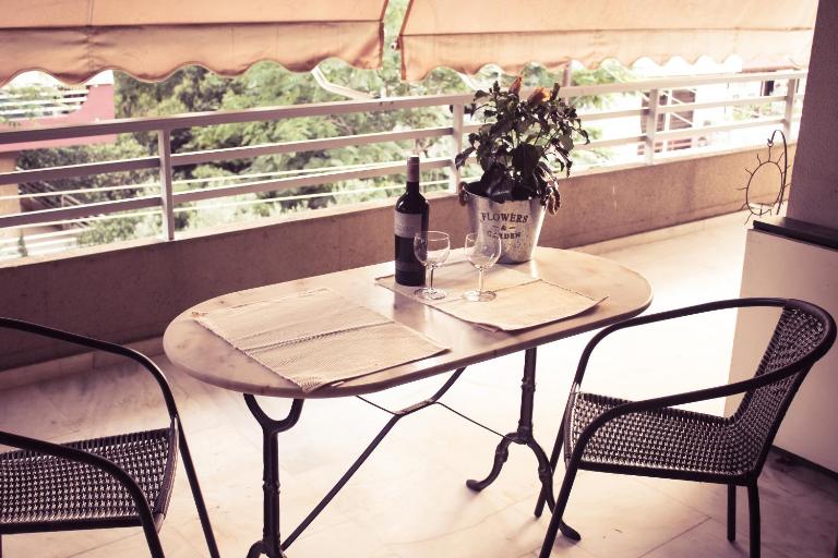 City Break Nearby Metro And Bus Express Airport - Ferienwohnung Athen