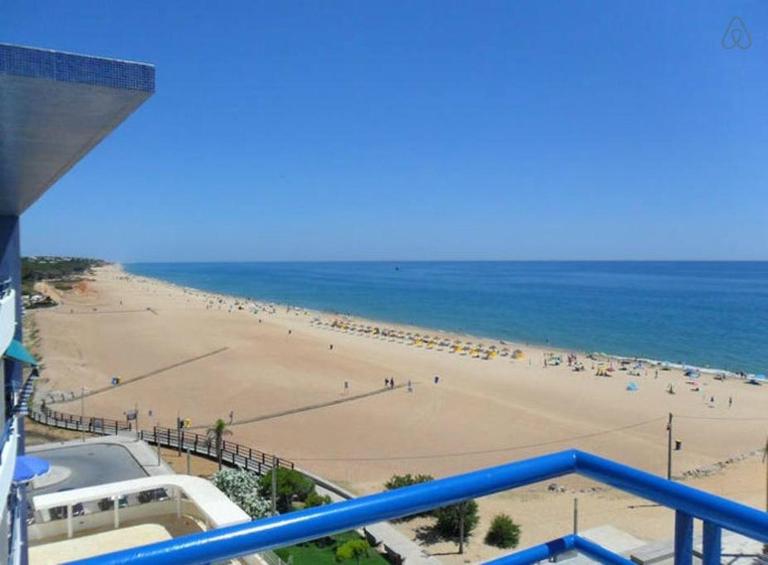 Oceanides Beachfront Apartments - Ferienwohnung Quarteira