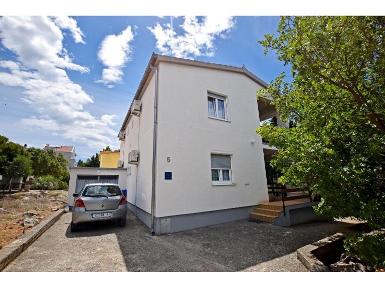 Apartmani Zaterini - Ferienwohnung Starigrad-Paklenica