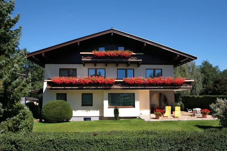 Appartement Lackner - Bed and Breakfast Zell am See