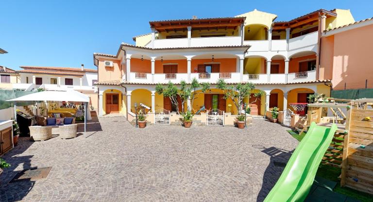 Residence La Corte Di Anastasia - Bed and Breakfast Torpè