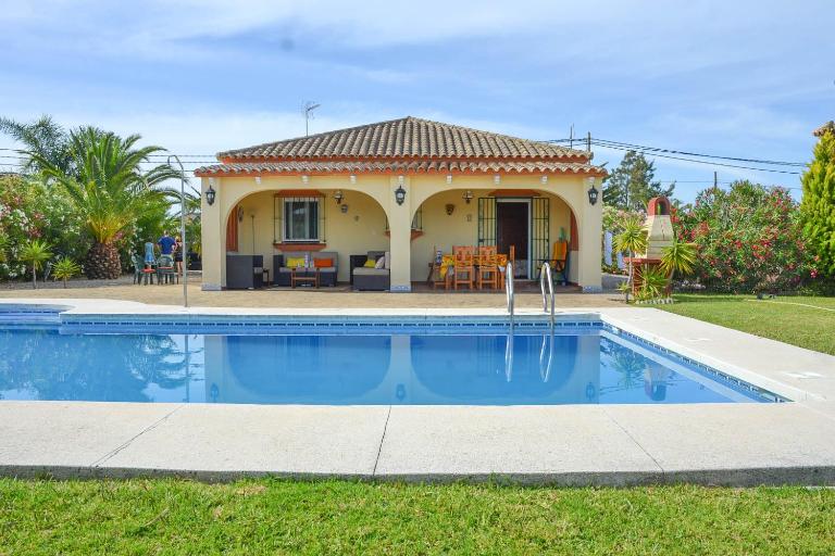 Traumhaus für 6 Personen mit spektakulärem privaten Pool und schönem Ausblick in die Natur - Chambres d'hôtes Hozanejos