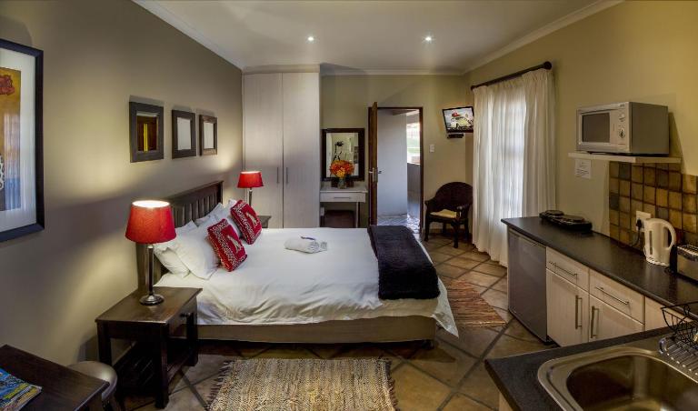 Lalapanzi Guest Lodge - Ferienwohnung Port Elizabeth