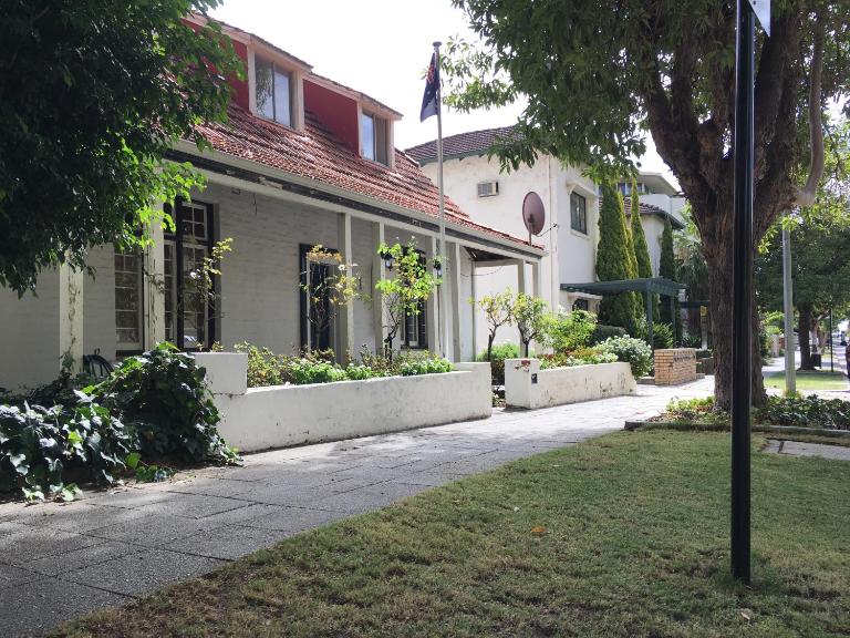 Charming Federation style home minutes from CBD - Chambres d'hôtes Perth