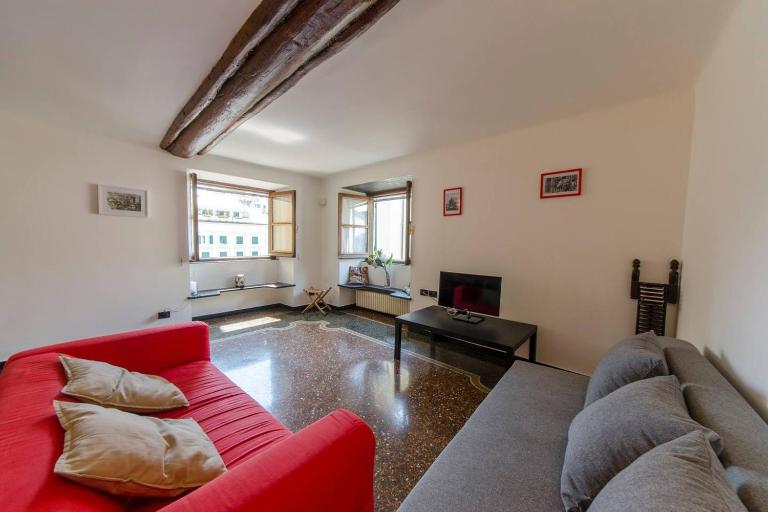 JOIVY Colorful Flat for 5 close to Piazza De Ferrari - Ferienwohnung Genua