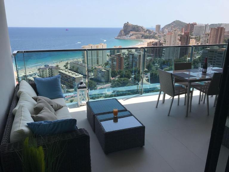 Sunset Drive - B&B Benidorm