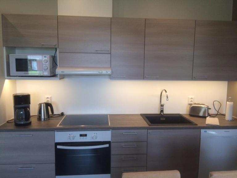Apartment Puistotie 4 - Chambres d'hôtes Pyhäjoki