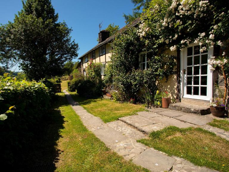 Dolgenau Cottages - B&B Trefeglwys