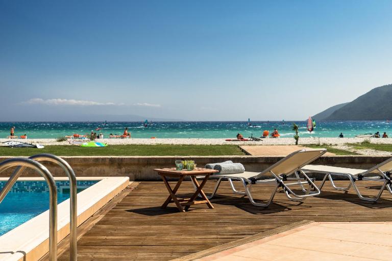 Aktes villas - Chambres d'hôtes Vasilikí