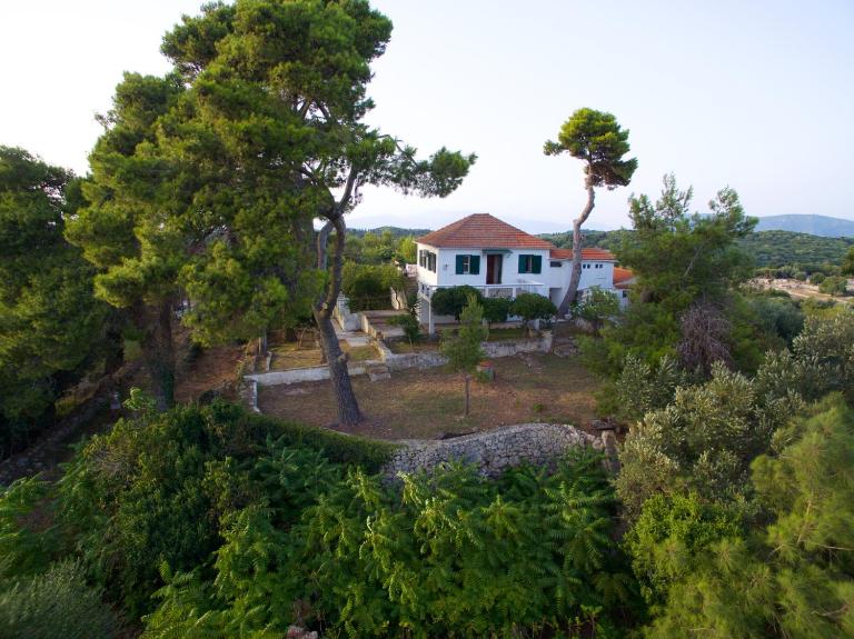 Villa eleni - B&B Kothréas
