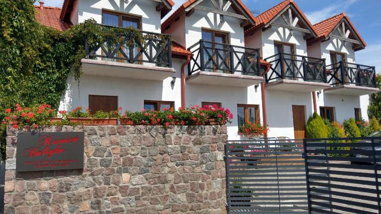 Kamień Bałtyku - B&B Dębina
