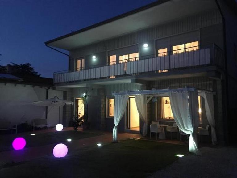 City Garden Guest House - Bed and Breakfast Olbia
