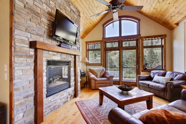 Slopeside Villa 126 Next To WP Resort I Steam Shower I Great Views I Private Hot Tub - B&B Winter Park