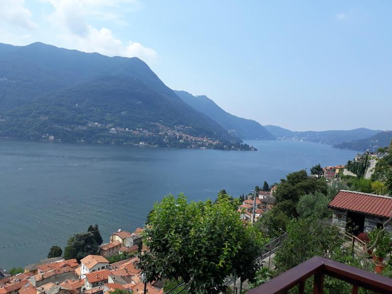 Cà Sassello - Ferienwohnung Carate Urio