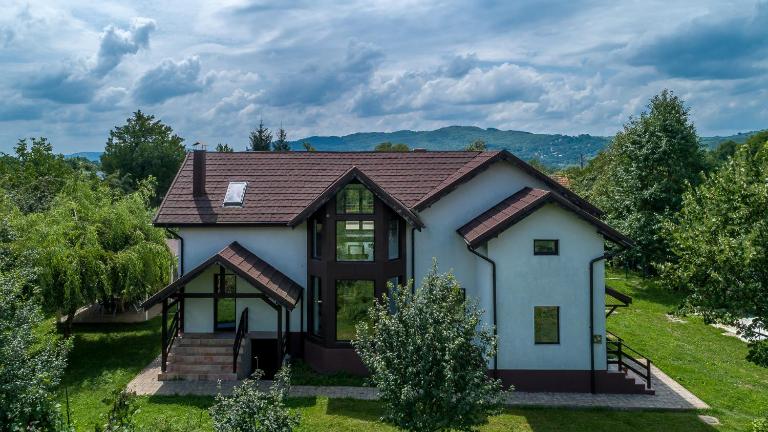 Vila Luna - Bed and Breakfast Comarnic