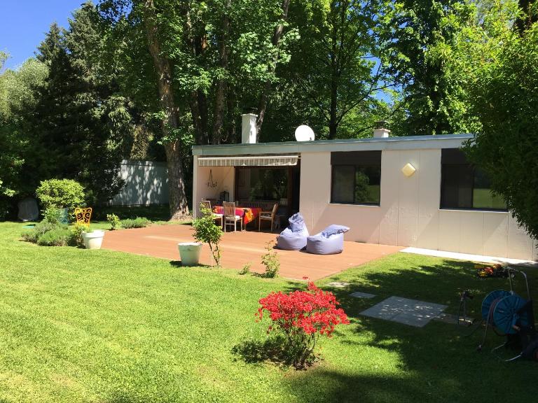 Schlosspark Bungalow - B&B Seebenstein