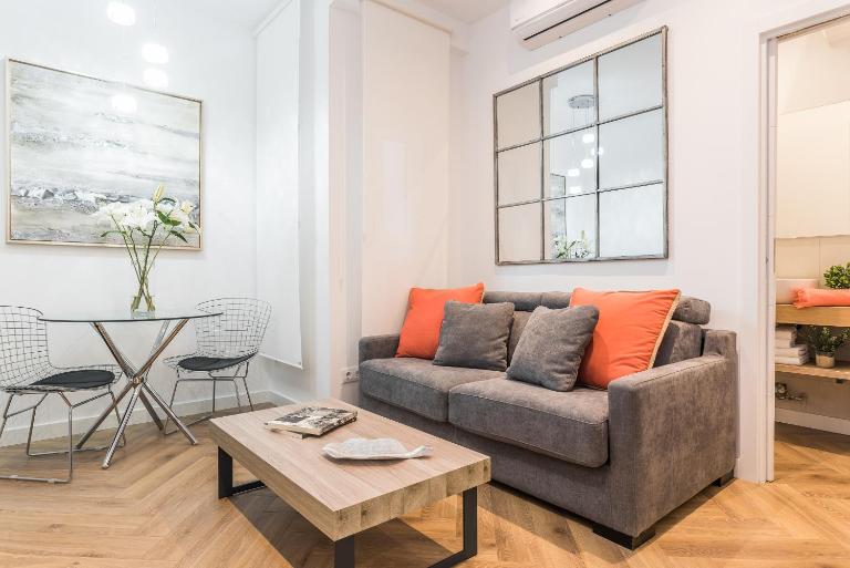 Waou Chamberi III - Alquiler Corta Duración - B&B Madrid