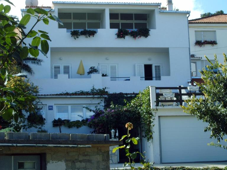Apartments Adria Blue - B&B Jelsa