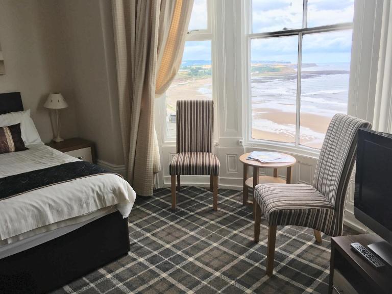 The Selomar - B&B Scarborough