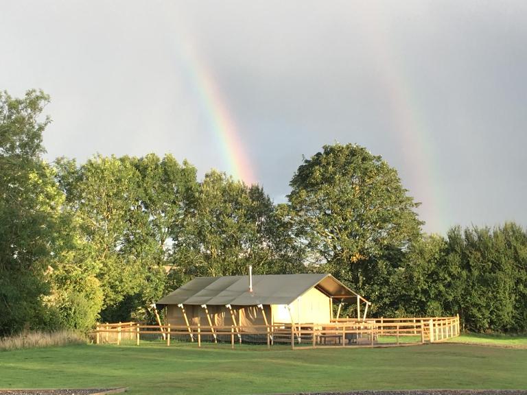 Lincolnshire Glamping - B&B Horncastle