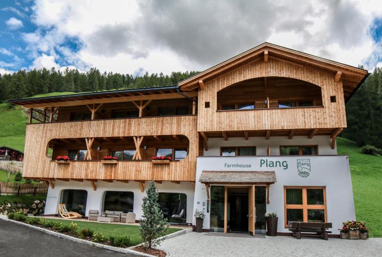Plang Farmhouse - Chambres d'hôtes San Cassiano