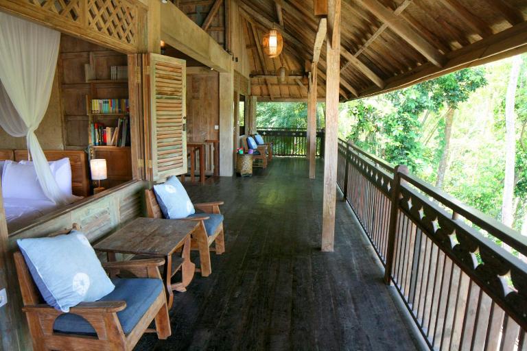 Noka House Wabi-sabi Artist Eco Villa in Ubud - B&B Ubud