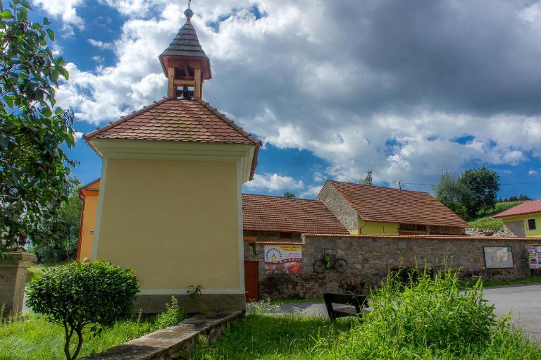 Apartmány U kapličky - Ferienwohnung Kamýk nad Vltavou