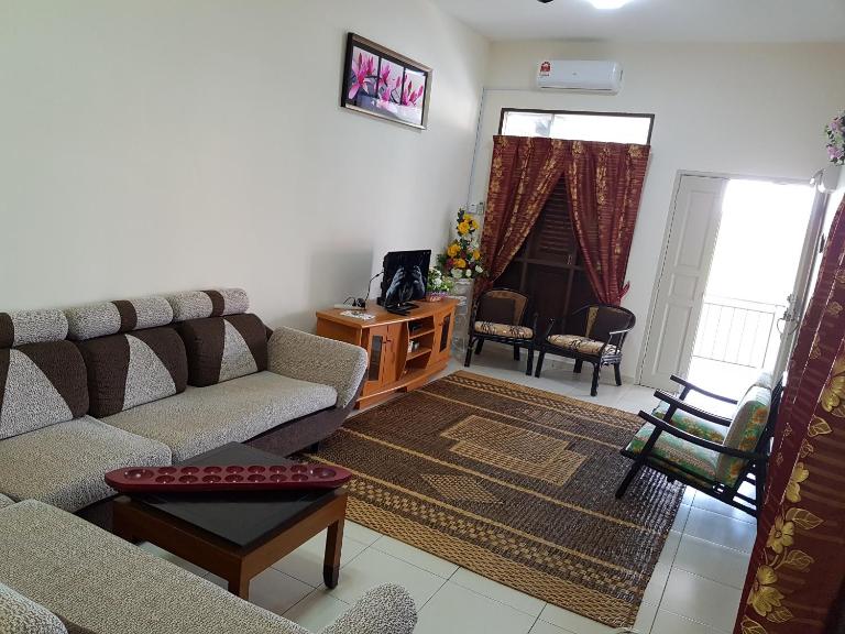 Homestay Melaka Tradisional Bandar Hilir - Chambres d'hôtes Malacca