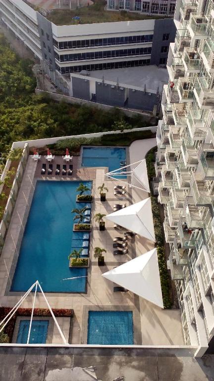 One Pacific Residence Condominium Tower C-16N - B&B Mactan