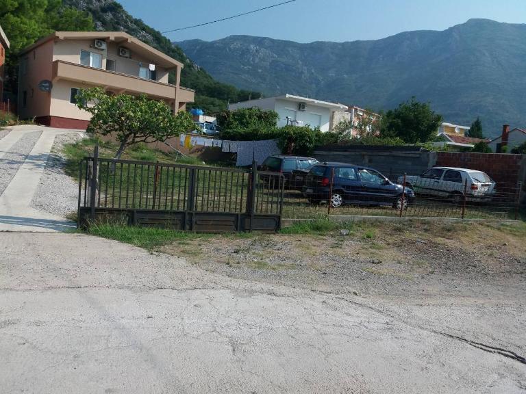 Apartmani Joca - Bed and Breakfast Sutomore