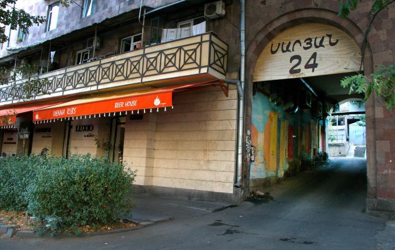 Apartment on Saryan 24 - B&B Yerevan