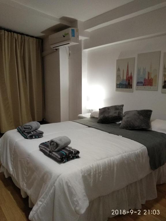 Alojamiento del Boulevard - Bed and Breakfast Rosario