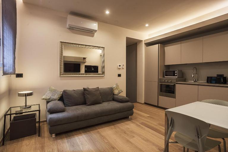 Residence Rizzoli-Suites Apartments - B&B Bologna