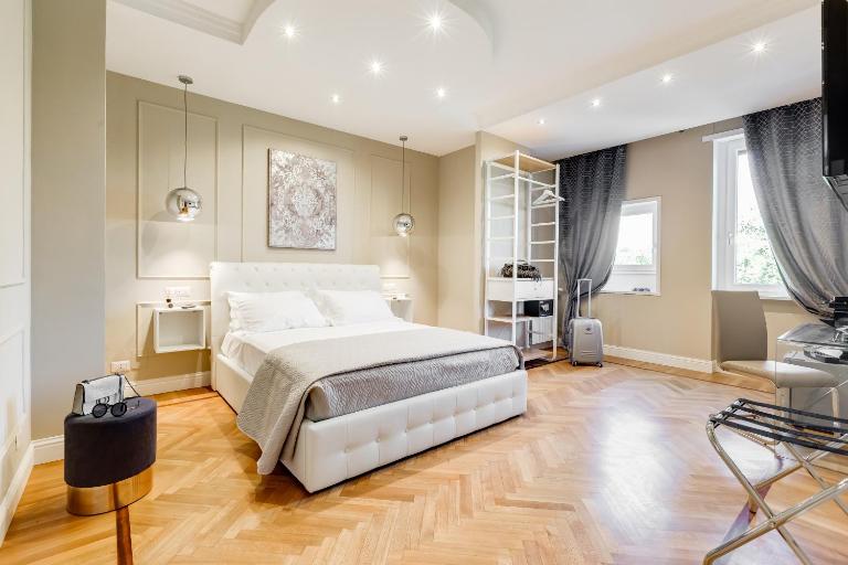Mellini Palace Suites by Premium Suites Collection - B&B Roma
