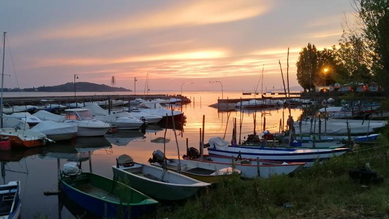 Appartamento Lungolago San Feliciano - Chambres d'hôtes Magione