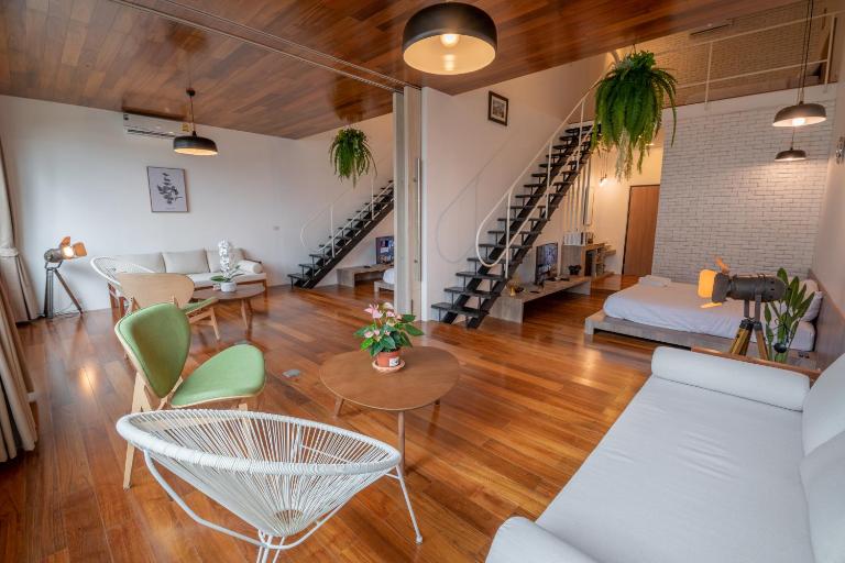 Corner Villa - B&B Bangkok