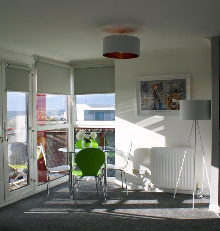 No27 Ayr Beach - Coorie Doon Stays - B&B Ayr