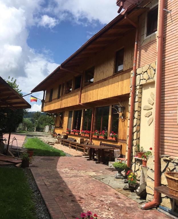 Pensiunea Casa Alex - B&B Sadova