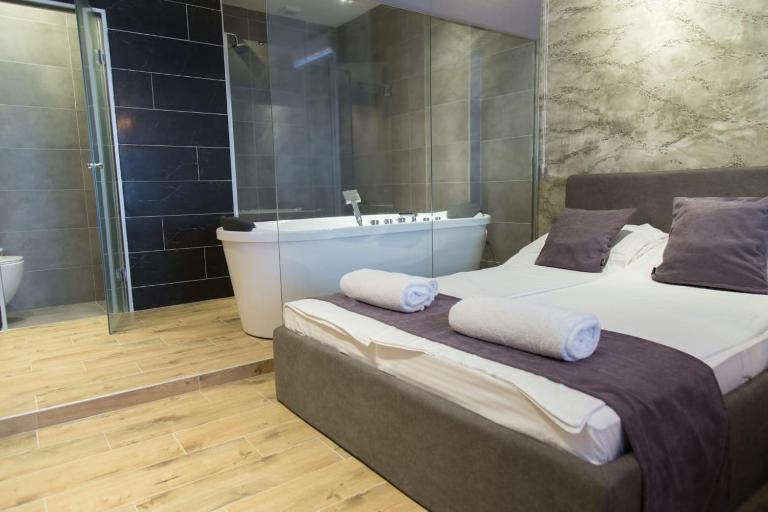 Empire Luxury Apartments - B&B Belgrade